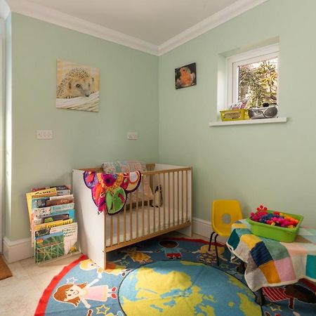Sunningdale - Beach Side Cottage, Sea Views, Parking Saundersfoot Buitenkant foto