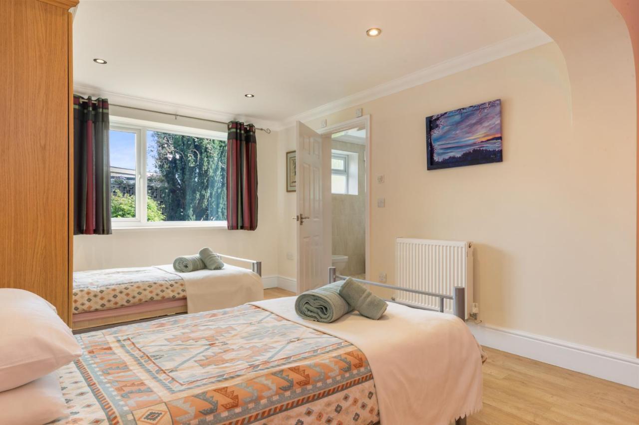 Sunningdale - Beach Side Cottage, Sea Views, Parking Saundersfoot Buitenkant foto