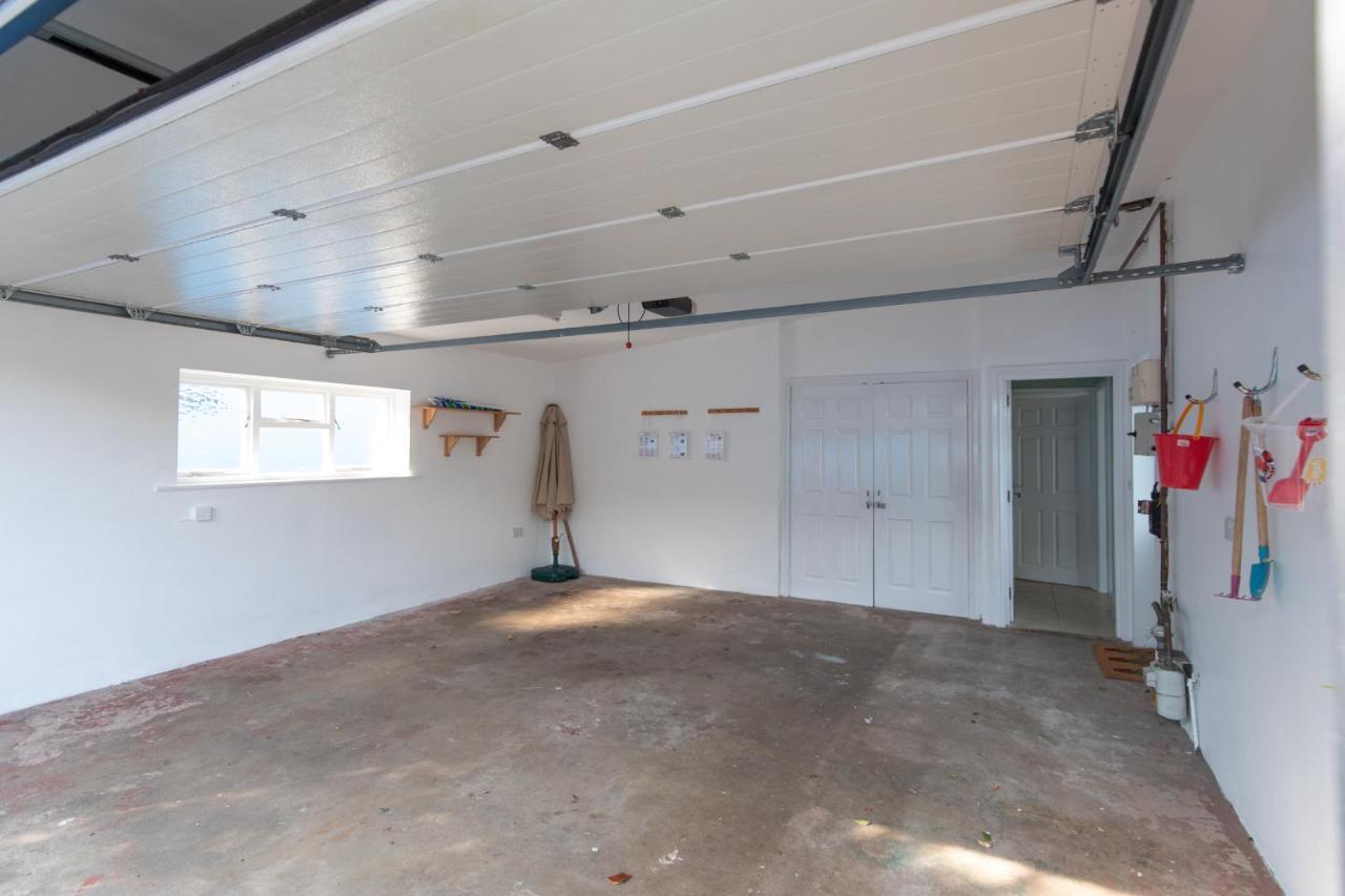 Sunningdale - Beach Side Cottage, Sea Views, Parking Saundersfoot Buitenkant foto