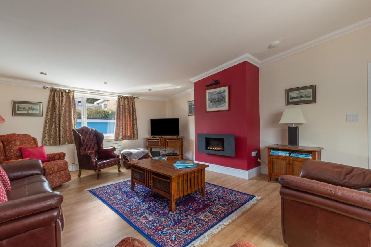 Sunningdale - Beach Side Cottage, Sea Views, Parking Saundersfoot Buitenkant foto