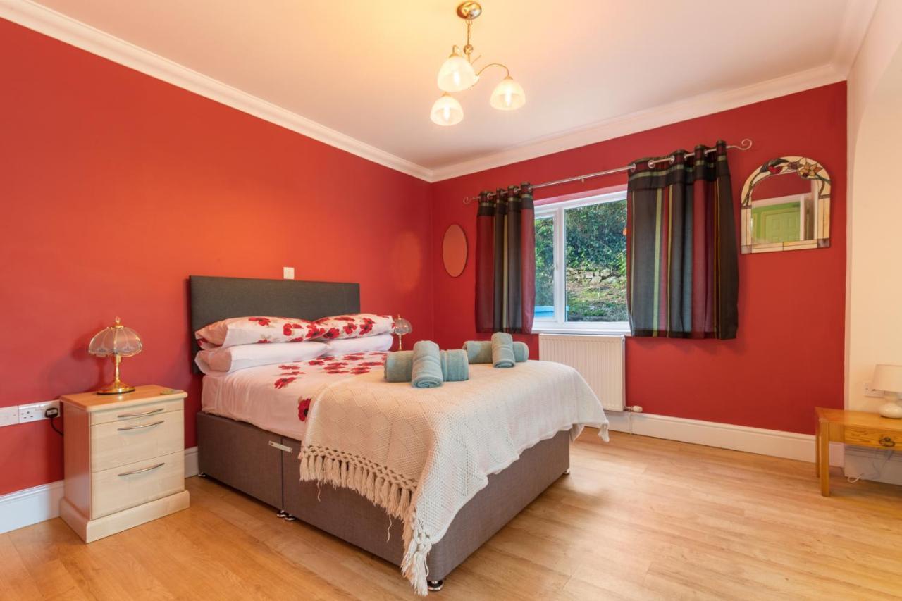 Sunningdale - Beach Side Cottage, Sea Views, Parking Saundersfoot Buitenkant foto